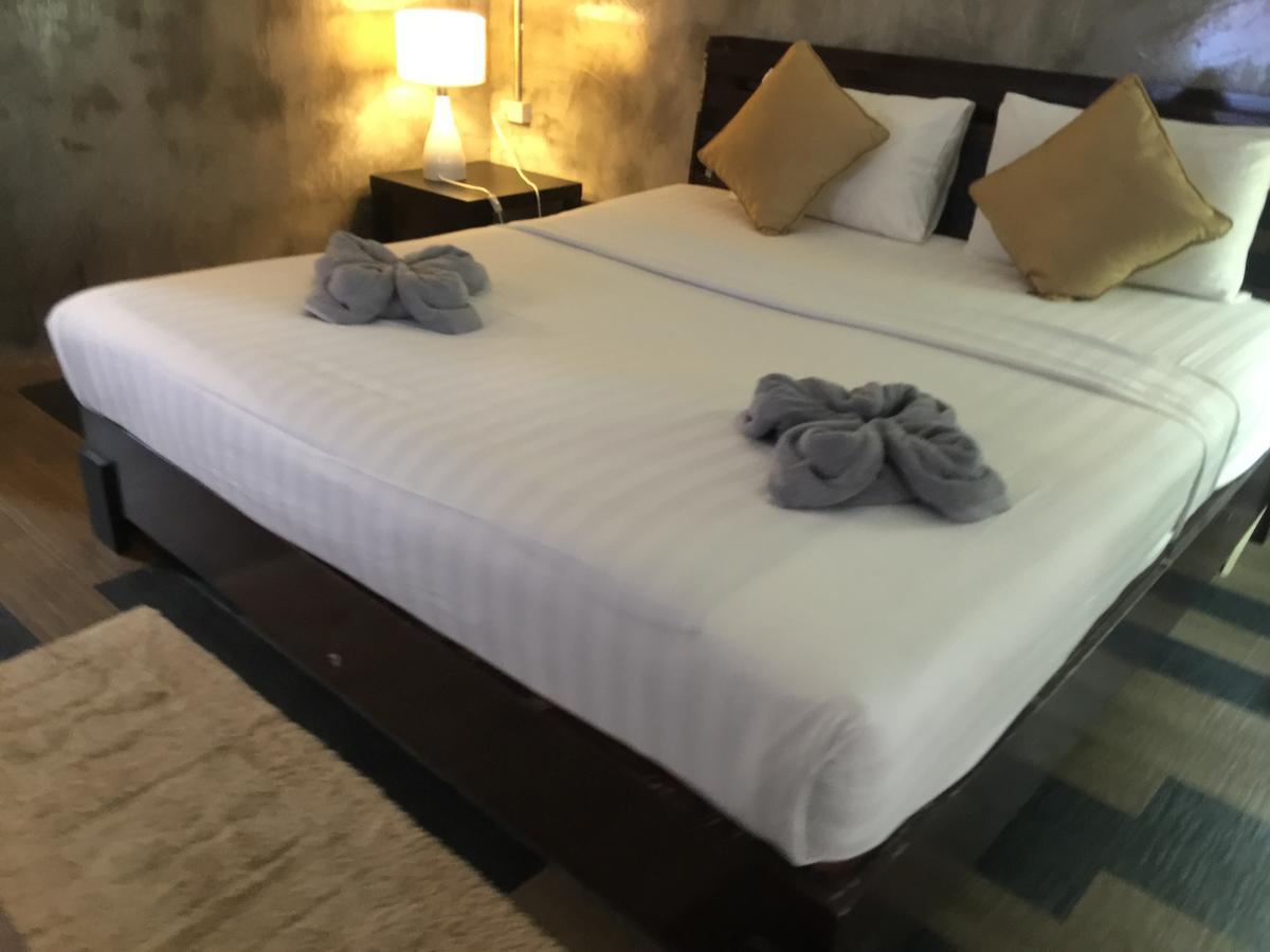 Crescent Bay Resort Koh Samet Eksteriør billede