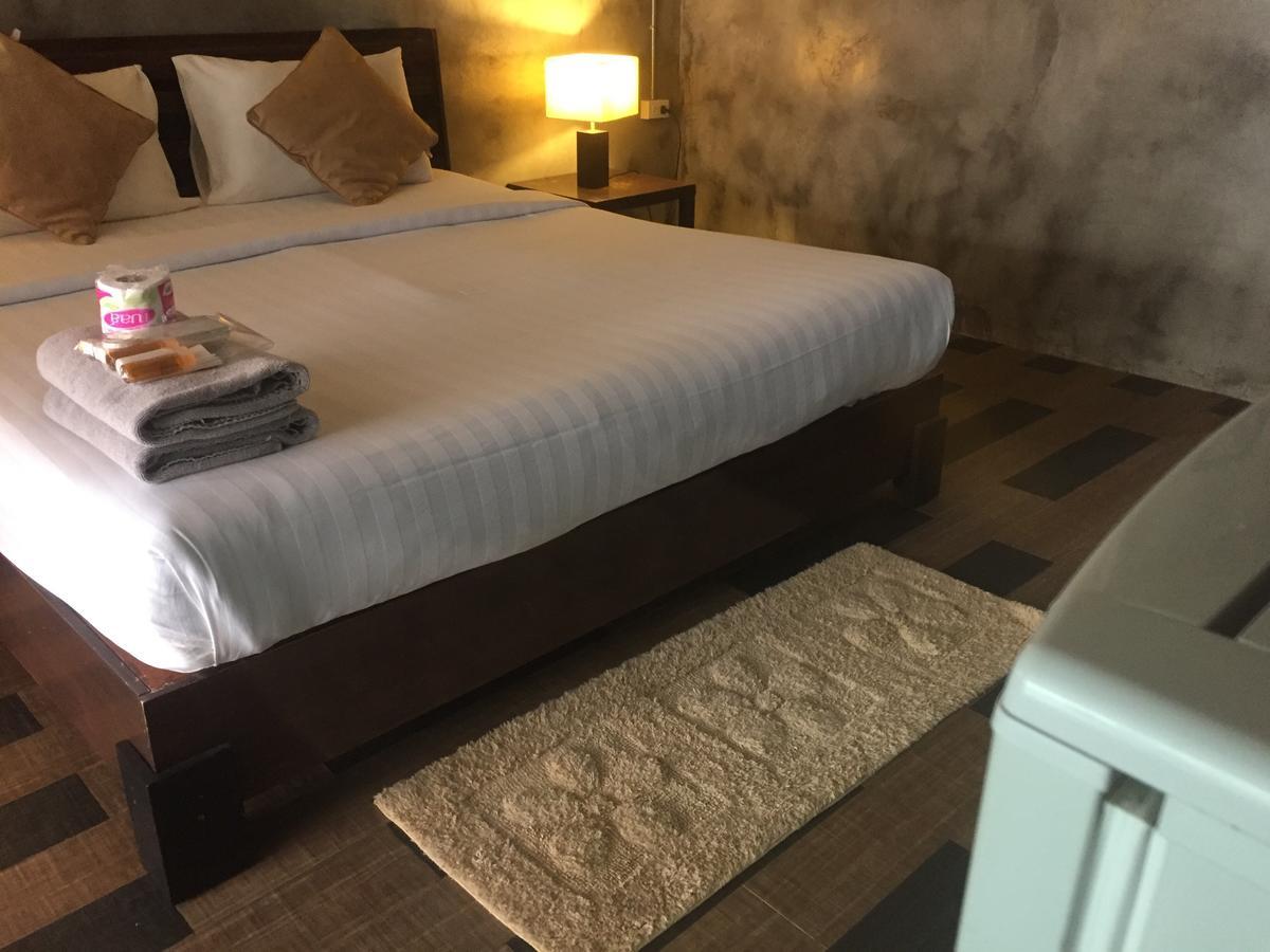 Crescent Bay Resort Koh Samet Eksteriør billede